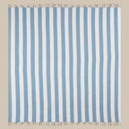Luxe XXL hamamdoek lichtblauw gestreept 240x210 cm, close-up van de strepen