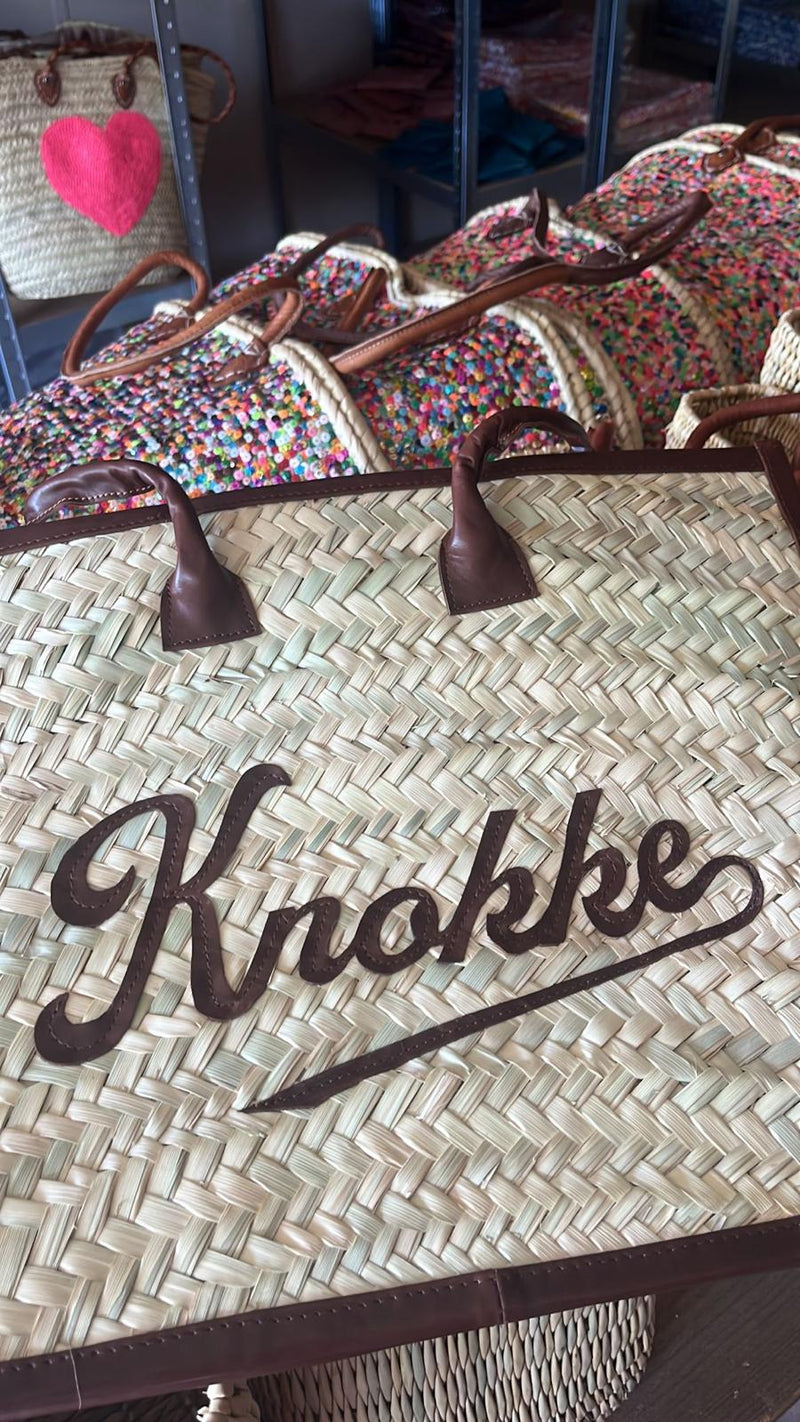 Sample van de Knokke shopper met geborduurd logo