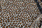 XXL strandlaken Panter 235x220 cm, close-up van de panterprint